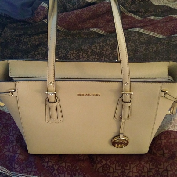 NWT MK VOYAGER - Picture 4 of 5